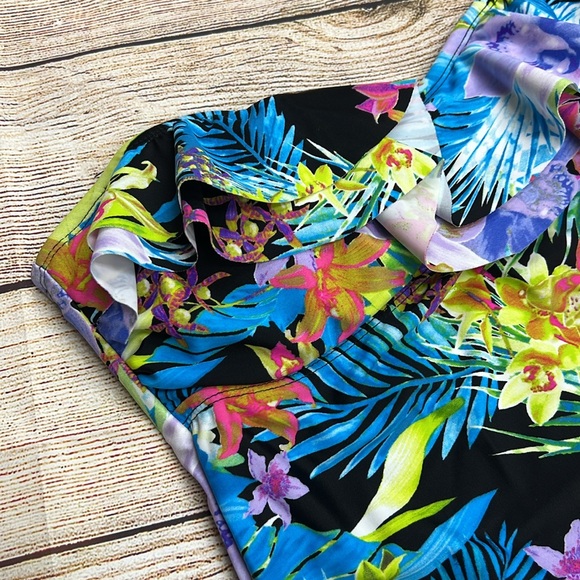 Island Escape Montage Gardens Floral Strapless Tankini Swim Top - Picture 6 of 6